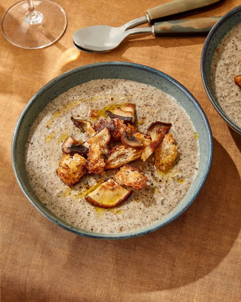 Creamy Mushroom Soup with Croutons