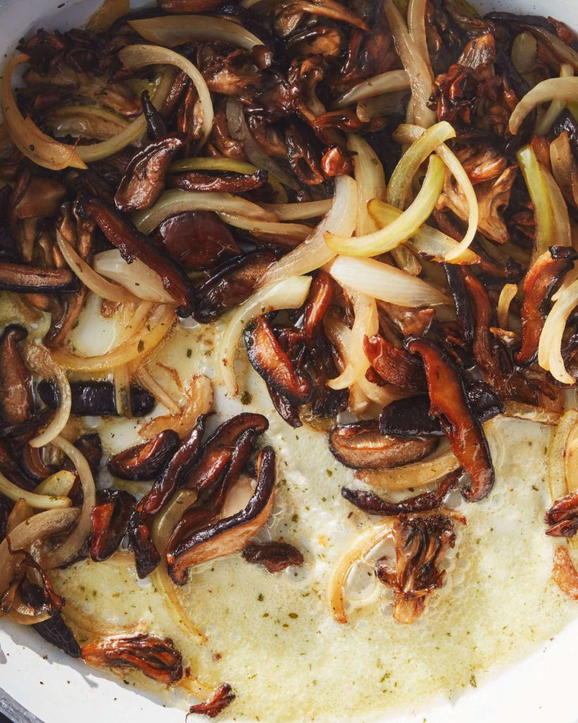 Caramelized onions and mushrooms by Casa de Suna