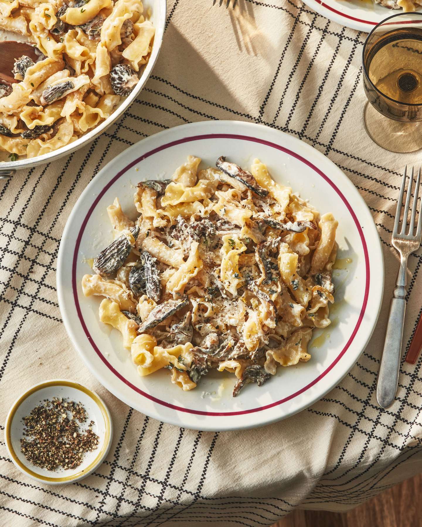 Creamy Mushroom Pasta by Casa de Suna