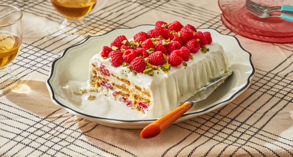 Cheesecake Icebox Cake with Raspberries and Pistachios Recipe by Casa de Suna