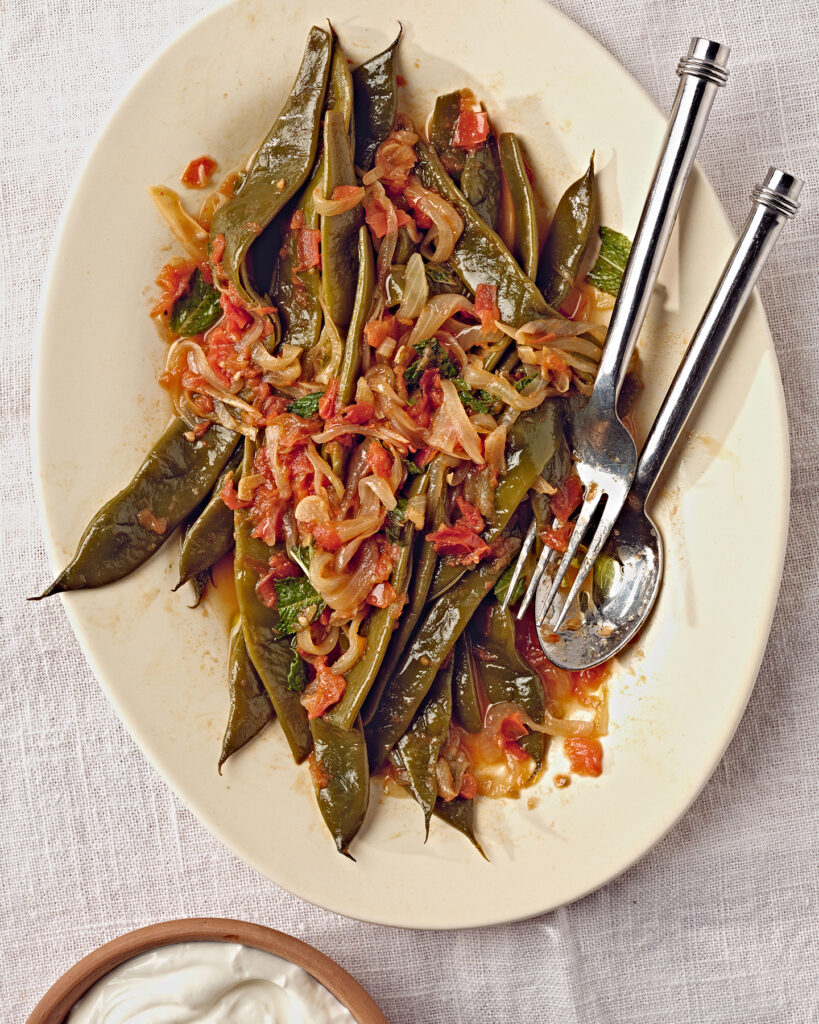 Slow-Cooked Green Beans with Tomatoes and Olive Oil